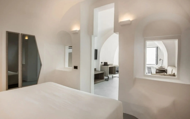 Sun Rocks Boutique Hotel