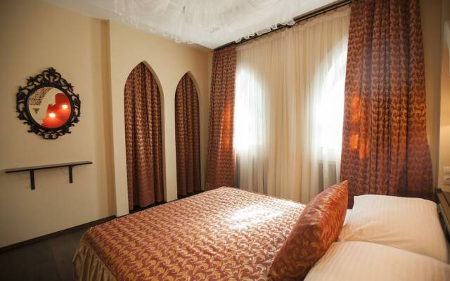 Отель «Шишки на Лампушке — Восточная Медина»