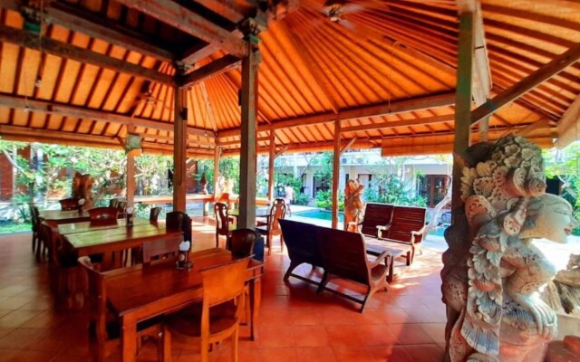 Diuma Residence Yoga Meditation Retreat and Healing Center  By Zuzu