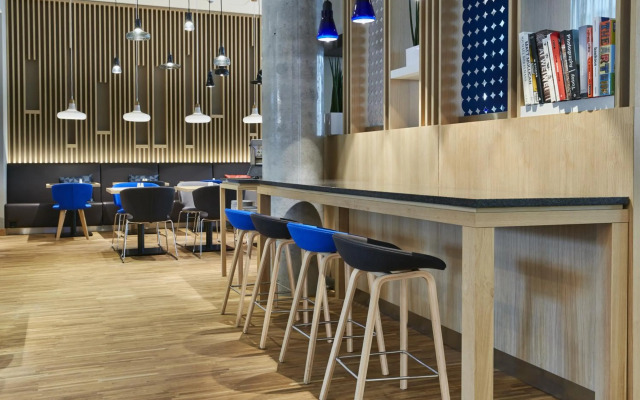 Holiday Inn Express Berlin - Alexanderplatz by IHG