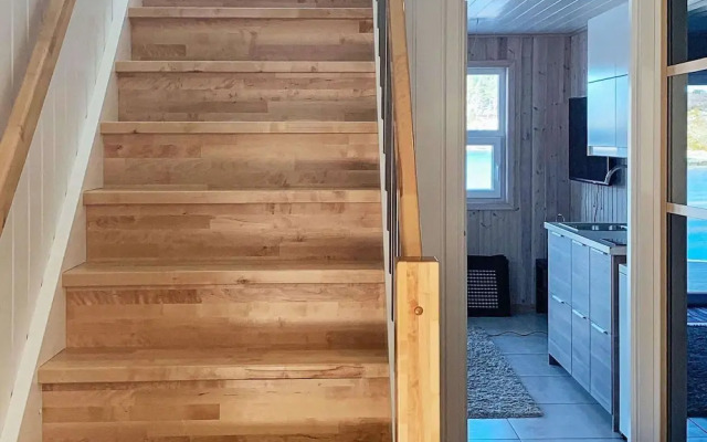 6 Person Holiday Home in Urangsvag