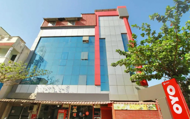 OYO Flagship 4584 India Gate