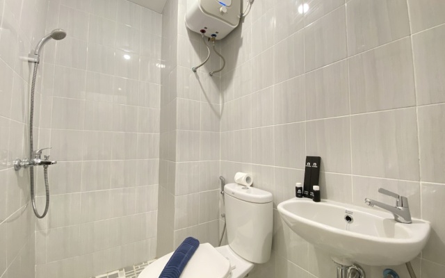 Smart Studio Room Semi Apartment at The Lodge Paskal near BINUS University – Bathroom – Bandung