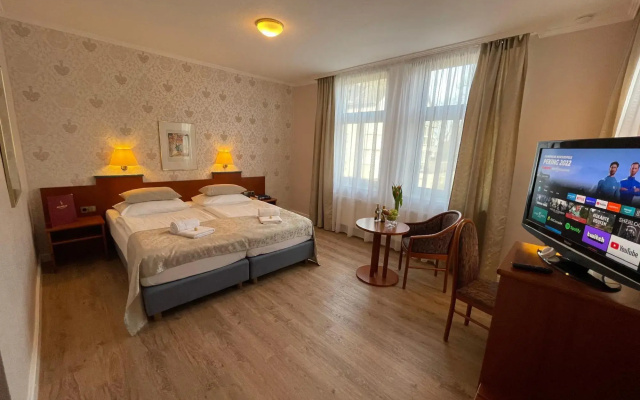 Hotel-Restaurant Kolossos