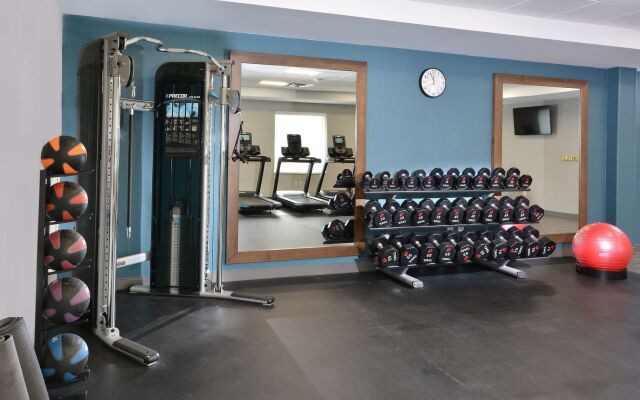 Hampton Inn & Suites by HIlton Charlotte North I 485