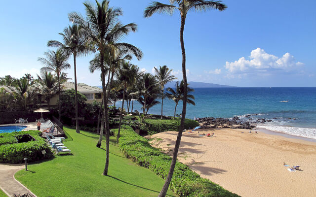 Polo Beach Club Vacation Rentals - APlus Resorts