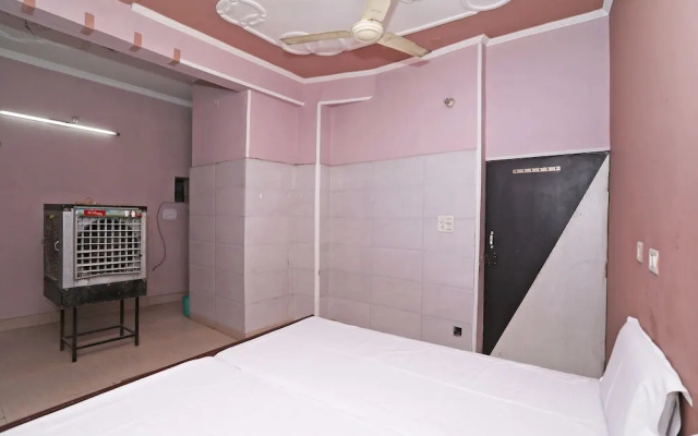 Spot On 40652 Hotel Sai Niwas