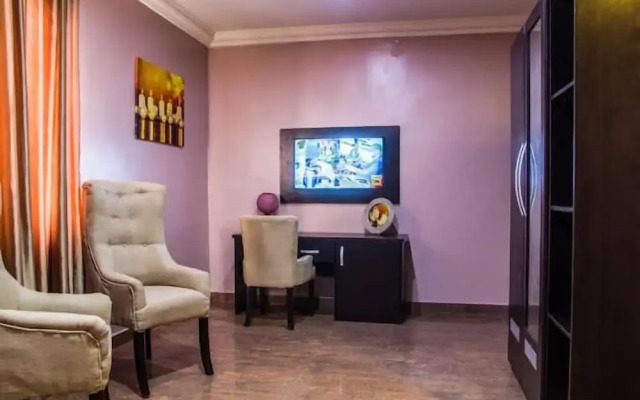 DeGrosvenor Hotel and Suites Lagos