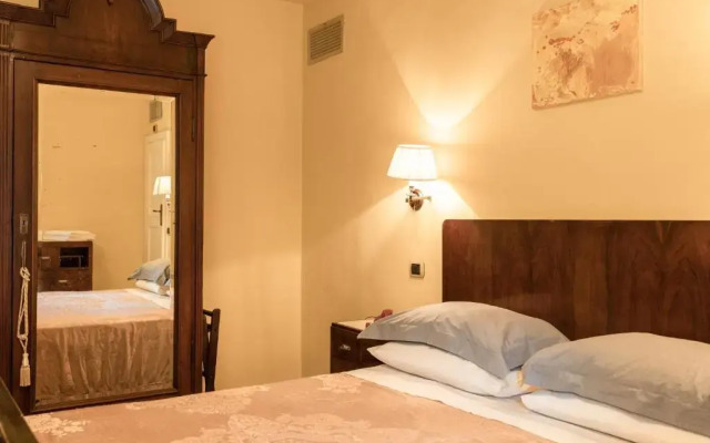 Hotel Antico Furlo