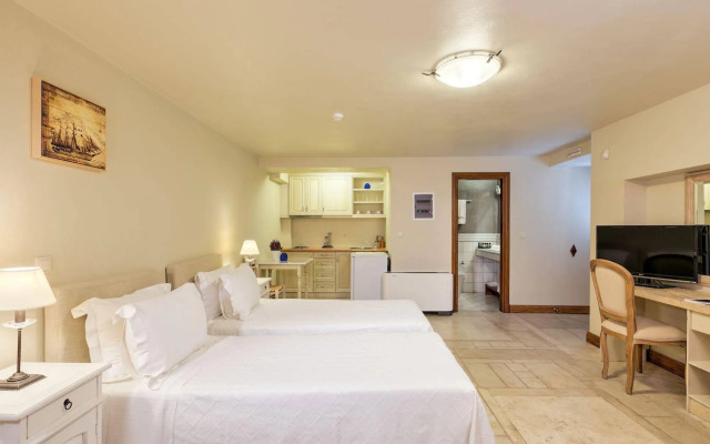 Mare Monte Luxury Suites