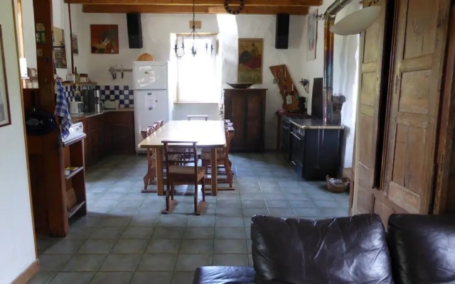 Le Mas De La Siffleuse