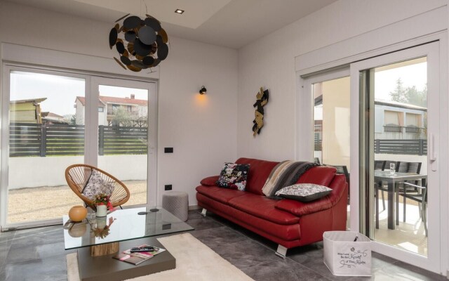 Amazing Home in Peroj With Wifi and 3 Bedrooms