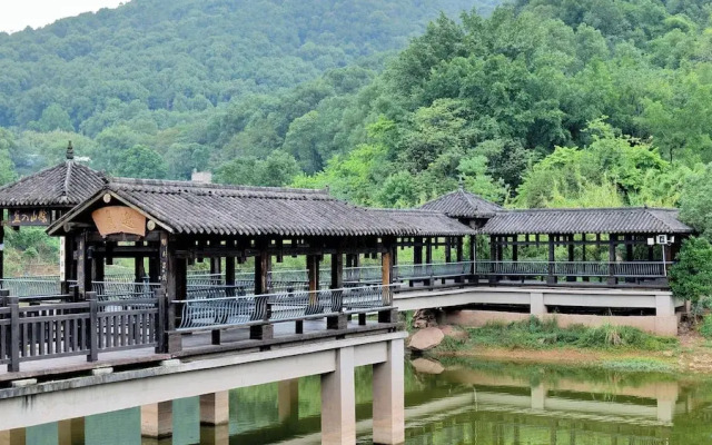 Holiday Inn Chongqing Science Hall by IHG