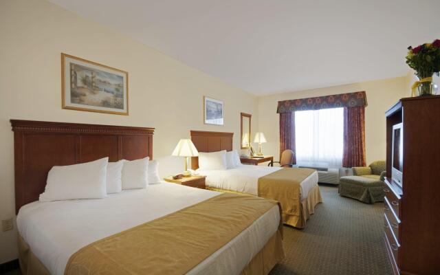 Best Western Plus Lake Elsinore Inn & Suites