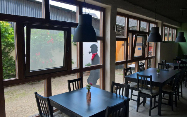 Hotel Pastis
