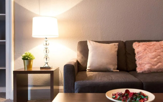 Stunning 2-bed Apartment in Central Edinburgh
