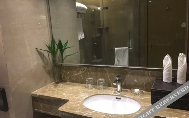 Shangri-La International Hotel