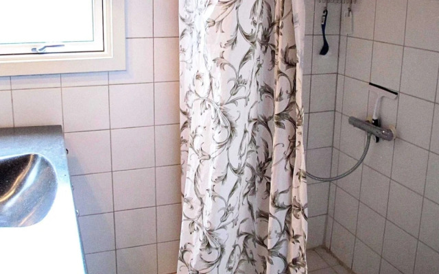 6 Person Holiday Home in Dannemare