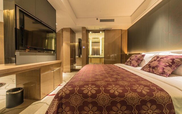 Excel Hotel