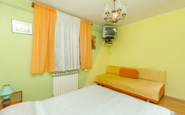 Apartments Mira 1210