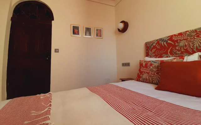 Absinthe Guest House