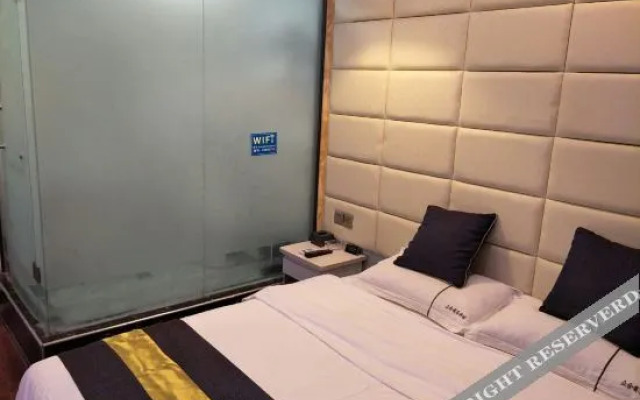 Zhengzhou Zhonghe Hotel (Exhibition Center Store)