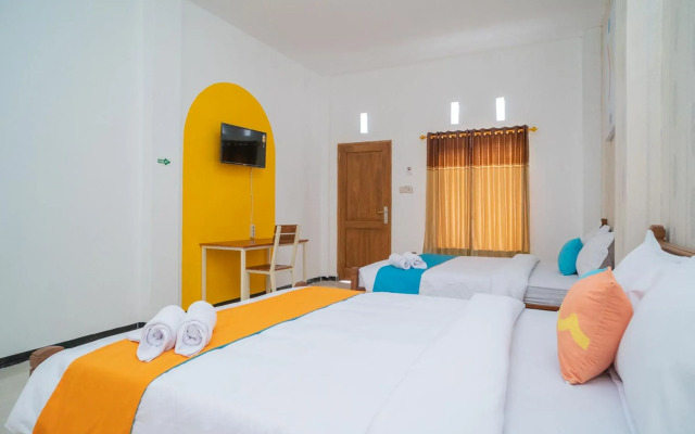 Sans Hotel Queen Batu