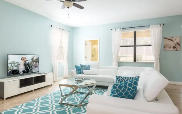 Moonvalley Drive Villa 1450  Champions Gate