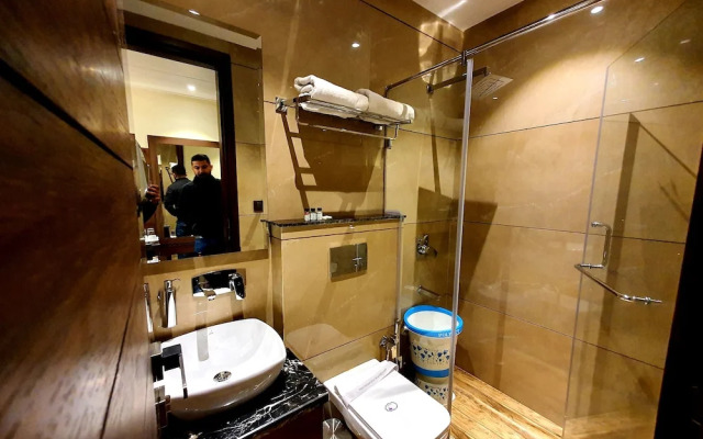 Hotel Makhan Residency