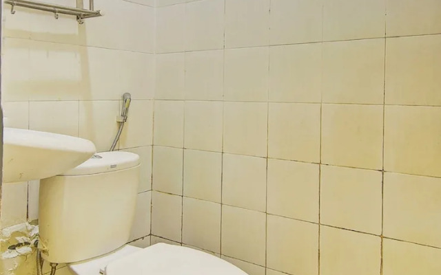 OYO 92040 Superstar Kost Dan Homestay