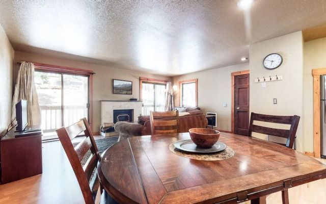 Hidden Valley 027 - Studio Condo