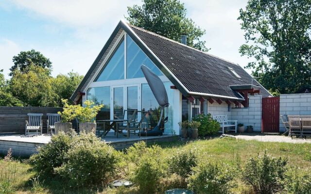 Rustic Holiday Home in Glesborg With Terrace