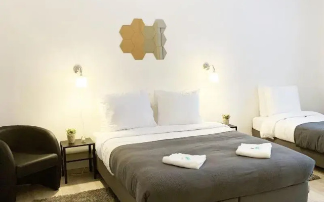 The Hive Rooms