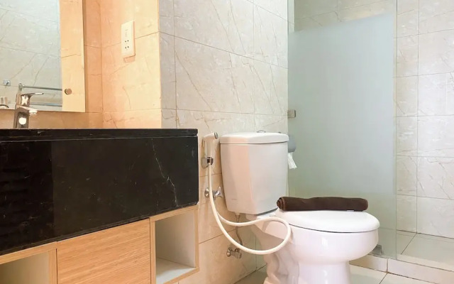 Homey And Serene 1Br At The Mansion Kemayoran Apartment