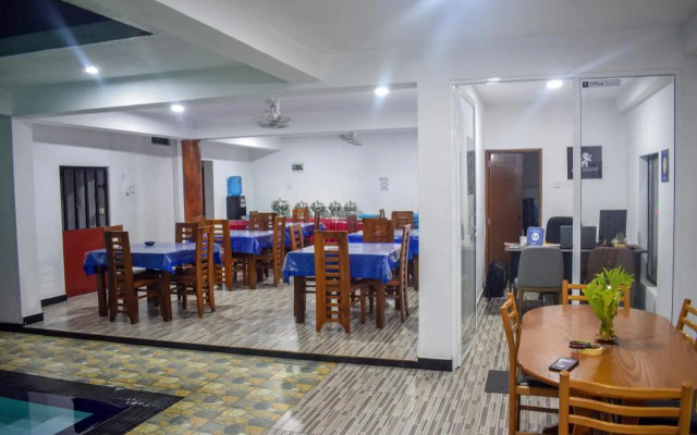 Singha Guest House