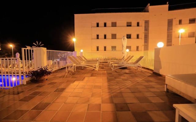 Hotel Es Mitjorn