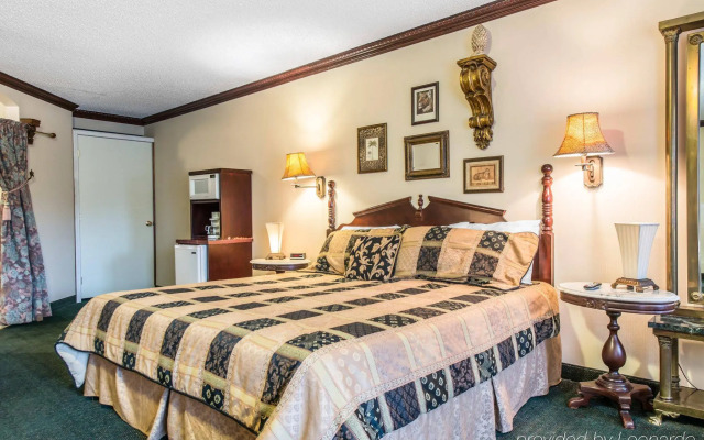 Quality Inn & Suites Manitou Springs at Pikes Peak