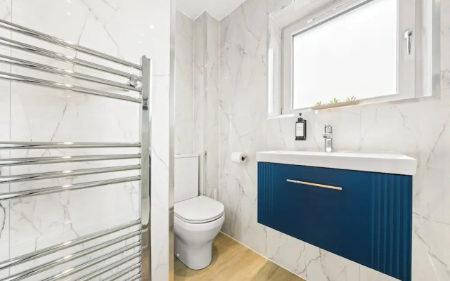 Modern 3Bed Home Next To Glasgow Airport