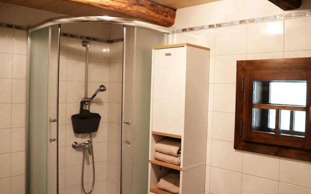 Tradicionalna Zagorska Drvena Kuća Stara Murva