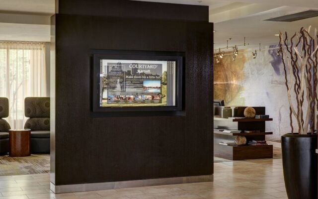 Courtyard Indianapolis Airport