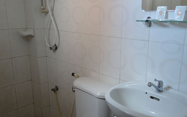 RueMango Apartelle and Suites