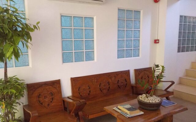 Blue Lotus Hotel