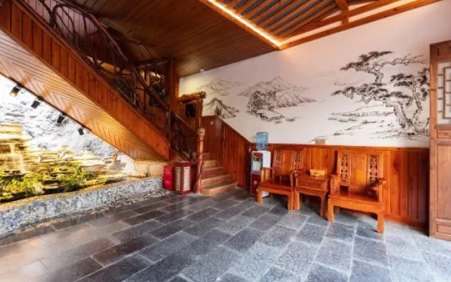 Furong Town Hanxiangju Homestay (Furong Town Dapubu)