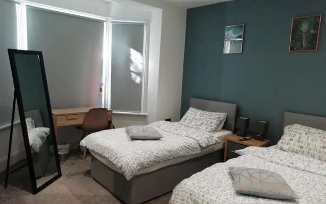 Christchurch park holiday homes