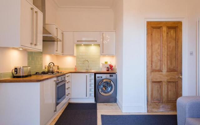 Historic Edinburgh 1890s Home Turned Relaxing Retreat