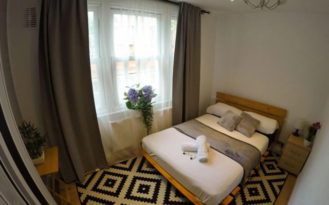 Hollybush Row Rooms