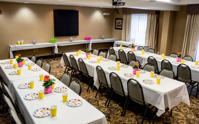 Hampton Inn & Suites Lino Lakes