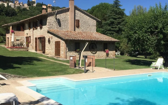 I run Away In Umbria, the Little One