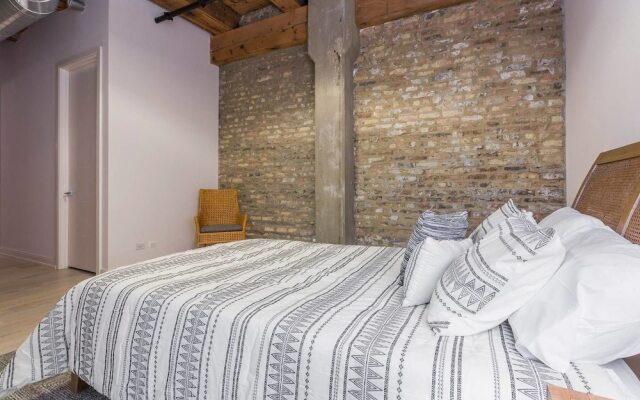 3 BDR Downtown Luxury Loft-spacious, Safe & Secure