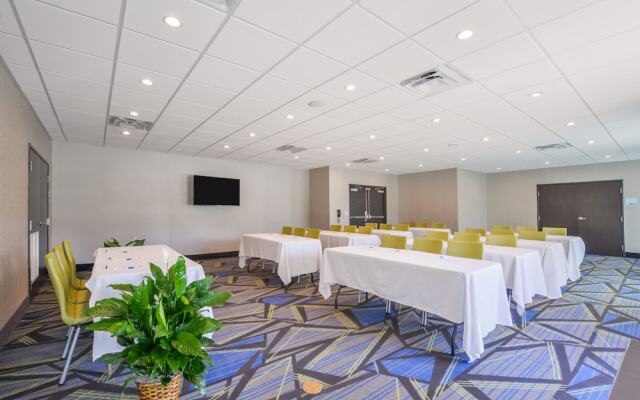 Holiday Inn Express Donaldsonville